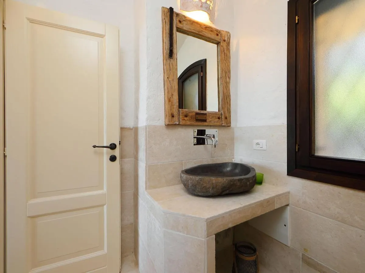 Villa Paradiso By Interhome بورتو كيرفو 0*,